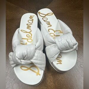 Sam Edelman Ladies Agatha Puffy Knot Slip On Leather Sandals White 7.5M NICE!